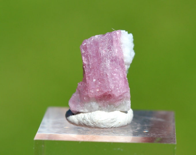 Rossmanite & Quartz 1.5 grams - Tanco Mine, Bernic Lake, Lac-du-Bonnet area, Manitoba, Canada