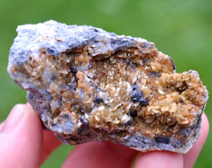Siderite & Sphalerite 106 grams - Peyrebrune, Montredon-Labessonnié, Castres, Tarn, Occitanie, France
