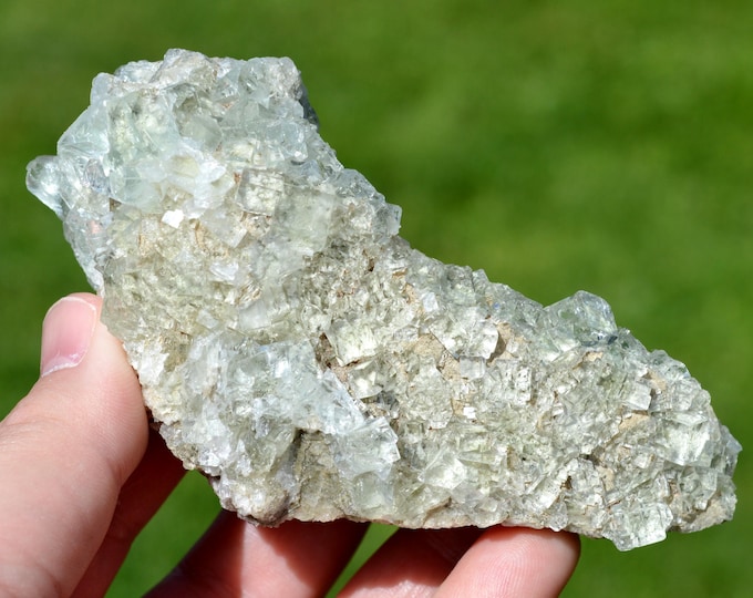 Fluorite 342 grams - Xianghuapu Mine, Xianghualing Sn-polymetallic ore field, Linwu Co., Chenzhou, Hunan, China
