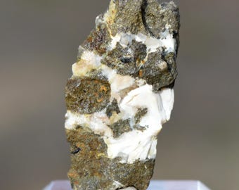Thomsonite-Ca 4.9 grams - Lomba dos Pianos quarry, Magoito, São João das Lampas e Terrugem, Sintra, Lisbon, Portugal