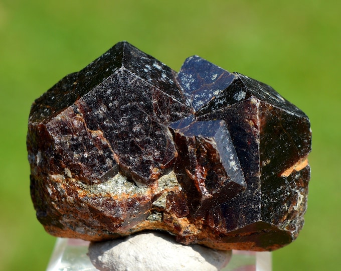 Almandine garnet 82 grams - Serrote Redondo, Pedra Lavrada, Paraíba, Brazil