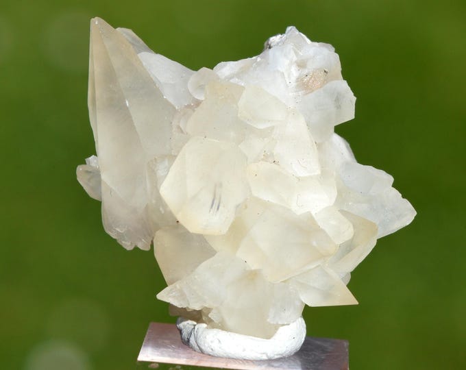 Calcite 14 grams - Limestone quarry, Limont-Fontaine, Maubeuge, Avesnes-sur-Helpe, Nord, Hauts-de-France, France