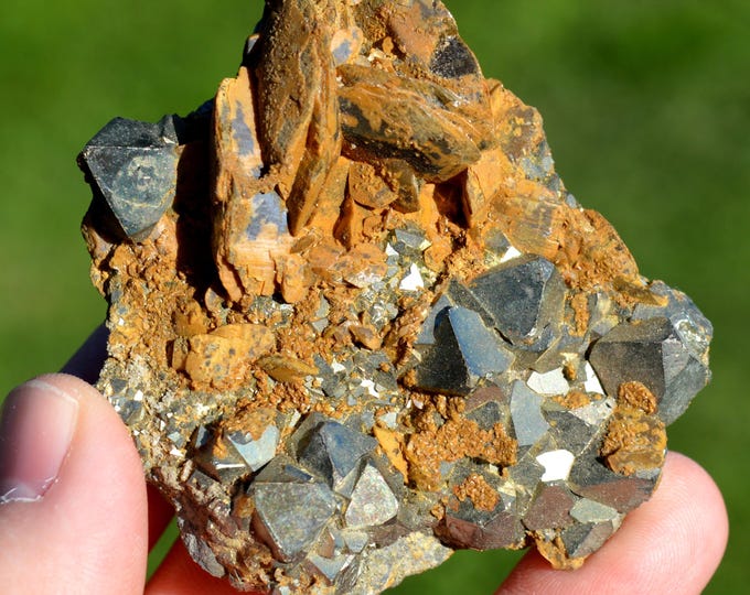 Pyrite & Siderite 124 grams - Tazna Mine, Tasna Rosario, Cerro Tazna, Cotagaita Municipality, Nor Chichas Province, Potosí, Bolivia