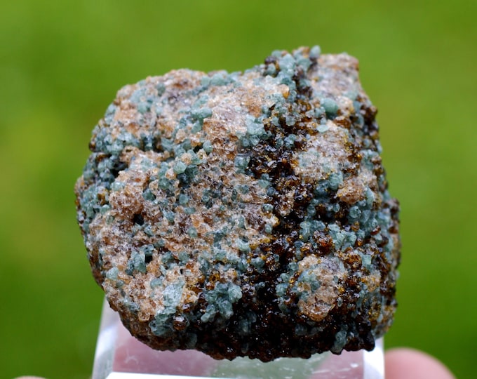 Diopside & garnet 90 grams - Madagascar