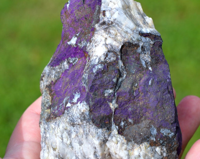 Purpurite 684 grams - Cameroon pegmatite, Goabeb Farm 63, Karibib, Erongo Region, Namibia
