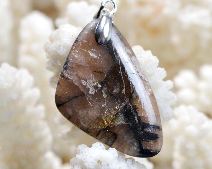 Chiastolite 28 carats - natural stone cabochon pendant - USA / FQ19