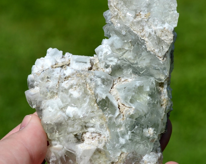 Fluorite 345 grams - Xianghuapu Mine, Xianghualing Sn-polymetallic ore field, Linwu Co., Chenzhou, Hunan, China