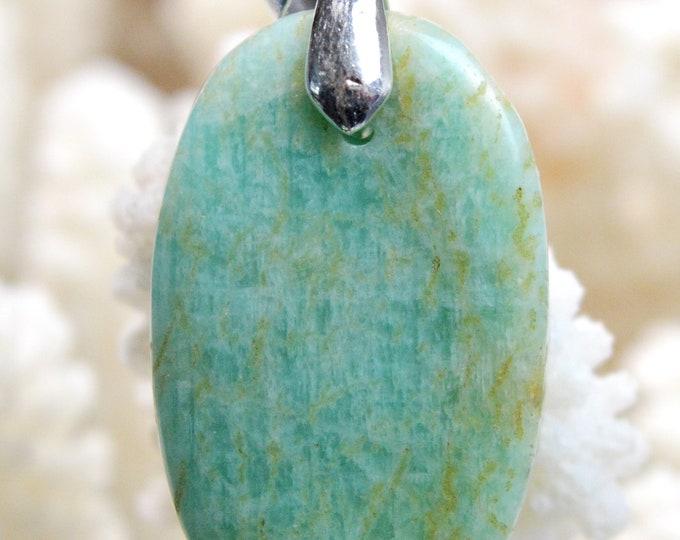 Amazonite 45 carats - natural stone cabochon pendant - Brazil // Ref AO65