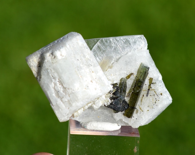 Orthoclase & Cleavelandite Verdelite 16 grams - Minas Gerais, Brazil
