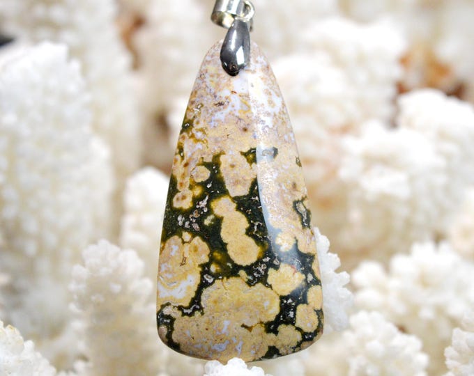 54-carat Orbicular Jasper - Natural Stone Cabochon Pendant - Madagascar / FZ31