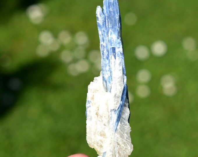 Kyanite & Quartz 33 grams - Barra do Salinas District, Coronel Murta, Minas Gerais, Brazil