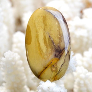 Diaspro varietà Mookaite 52 carati - pietra naturale cabochon - Australia / EL36