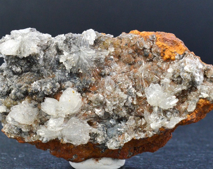 Hemimorphite & limonite 82 grams - Ojuela Mine, Mapimí, Mapimí Municipality, Durango, Mexico