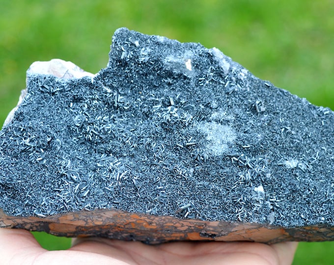Hematite 1730 grams - Stahlberg Mt., Rimbach-près-Masevaux, Alsace, France