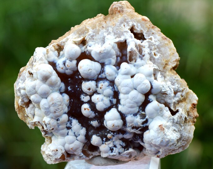 Chalcedony 170 grams - Charroux, Montmorillon, Vienne, New Aquitaine, France