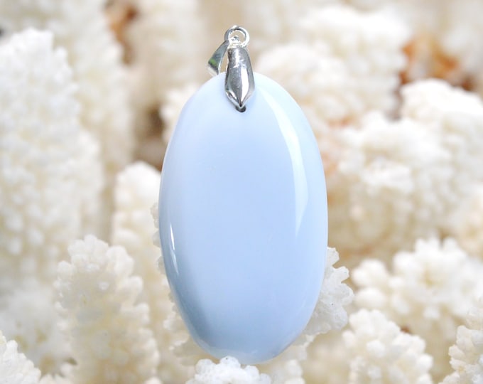 48 Carat Owyhee Opal - Natural Gemstone Cabochon Pendant - USA / FL28