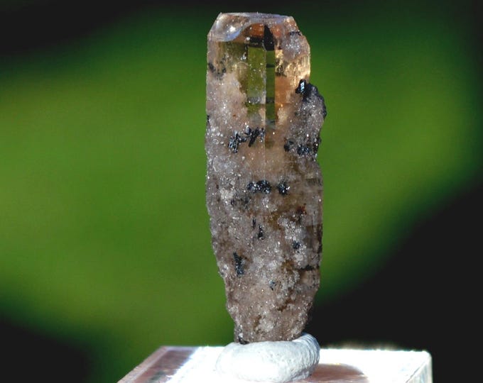 Topaz 1.8 grams - Topaz Mountain, Thomas Range, Juab County, Utah, USA