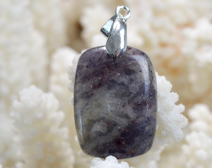 Cordiérite Iolite - 33 carats - pendentif cabochon pierre naturelle - Australie // DR87