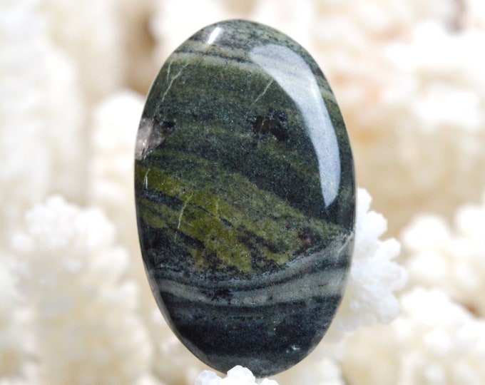 50 carat Jasper - natural stone cabochon - Africa // CX88