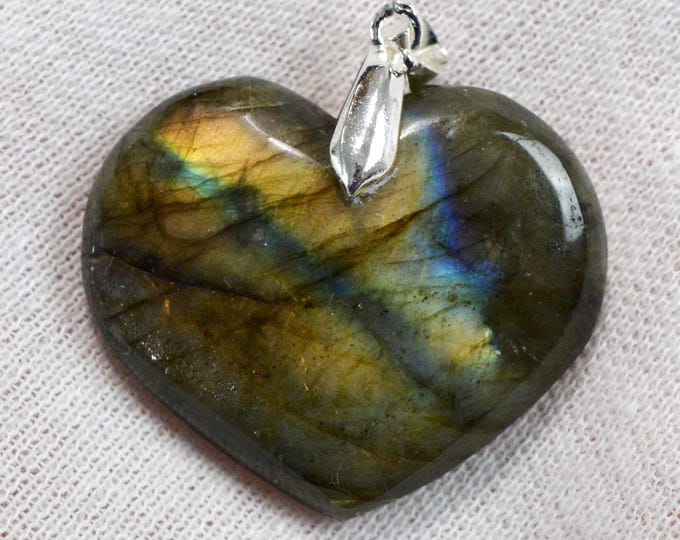 Labradorite 78 carats - pendentif cabochon pierre naturelle - Madagascar / FV74