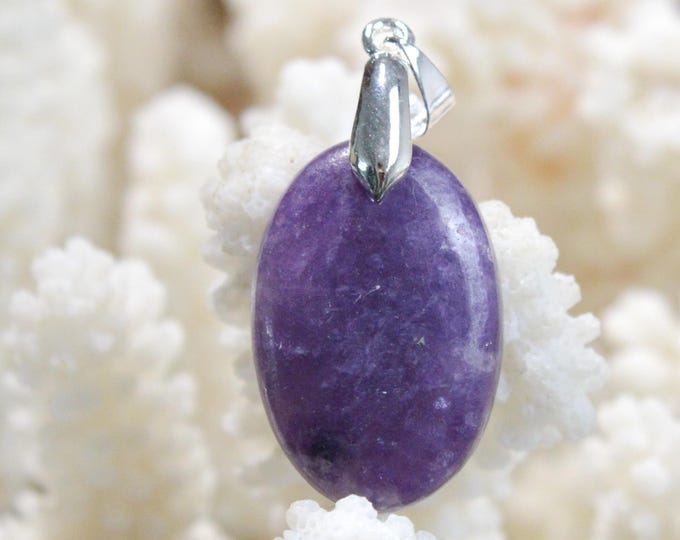 23-carat Lepidolite - natural stone cabochon pendant - Brazil / FW82