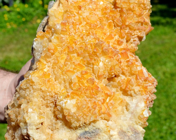 Calcite 9100 grams - Limestone quarry, Limont-Fontaine, Maubeuge, Avesnes-sur-Helpe, Nord, Hauts-de-France, France