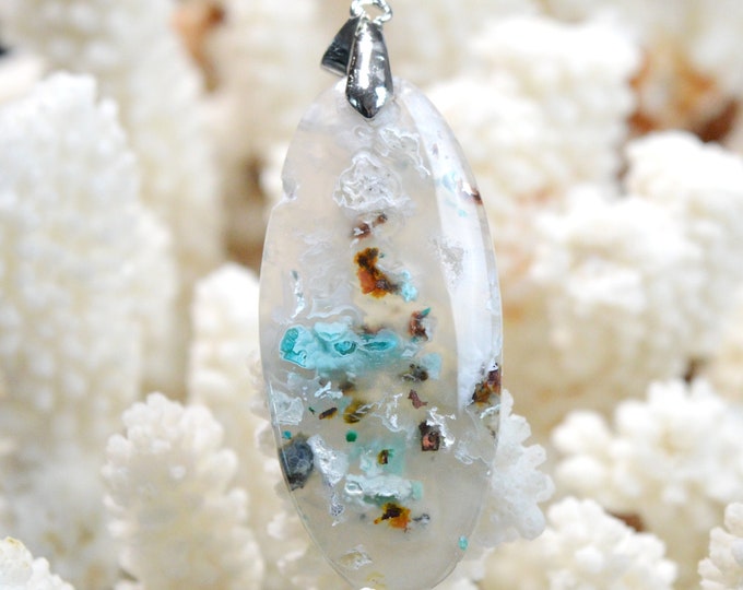 Chalcedony "confetti" 44 carats - natural stone cabochon pendant - Indonesia / FC81 - RARE