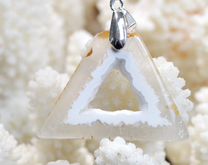 Agate Polyedrique 31 carats - pendentif pierre naturelle - Brésil // CQ27