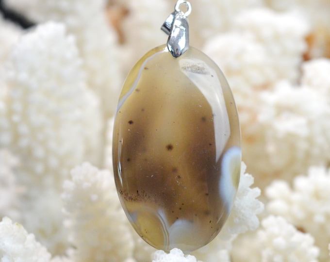 65 carat agate - natural stone cabochon pendant - Brazil // DS39