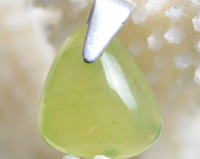 Grossular Garnet 10.9 carats - cabochon pendant - Afghanistan // Ref 8