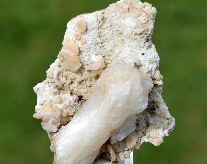 Stilbite & Heulandite 42 grams - Jalgaon District, Nashik Division, Maharashtra, India