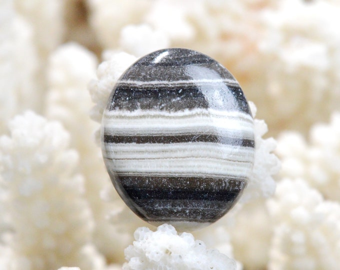 32 carat zebra calcite - natural stone cabochon pendant - Mexico / EL53