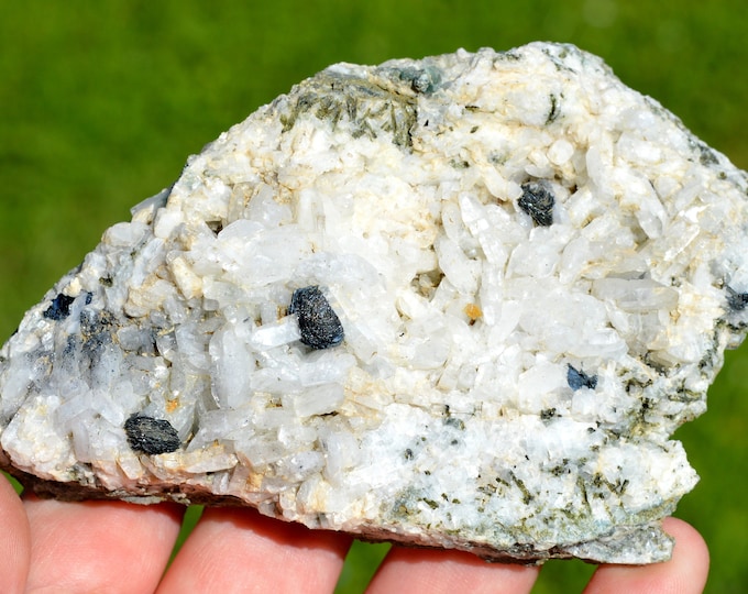 Albite & Hematite 323 grams - Ubaye Valley, Provence-Alpes-Côte d'Azur, France