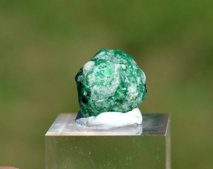 Beryl var. Emerald 10.2 carats - Gujar Killi Emerald Deposit, Shangla District, Khyber Pakhtunkhwa Province, Pakistan