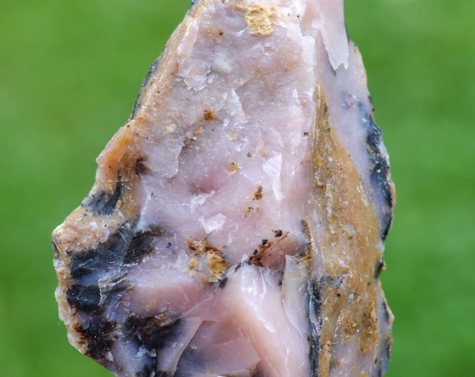 Pink Opal 25 grams - Cajamarca District, Cajamarca Province, Cajamarca, Peru