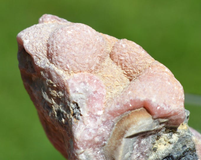 Rhodochrosite 135 grams - Capillitas mining district, Andalgalá Department, Catamarca Province, Argentina