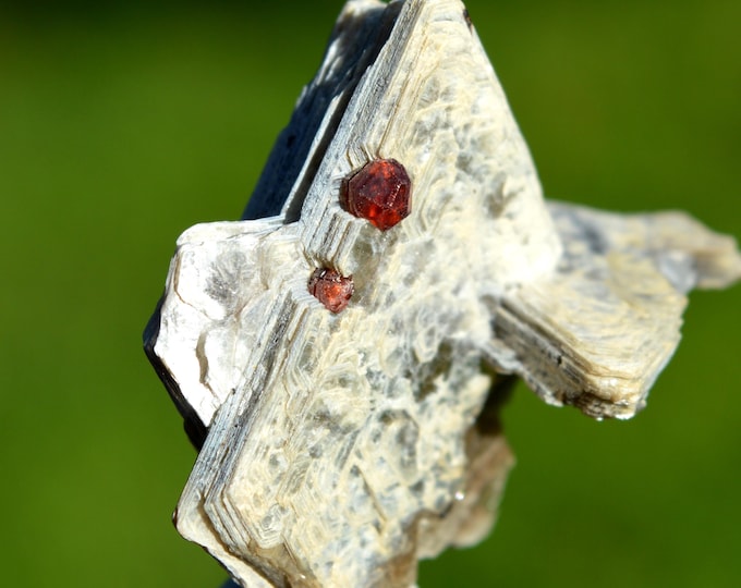 Mica var. Muscovite & Garnet var. Spessartine 12 grams - Conselheiro Pena, Minas Gerais, Brazil