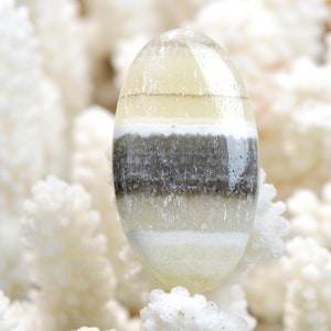 Calcite zébrée 47 carats - pendentif cabochon pierre naturelle - Mexique / EL55