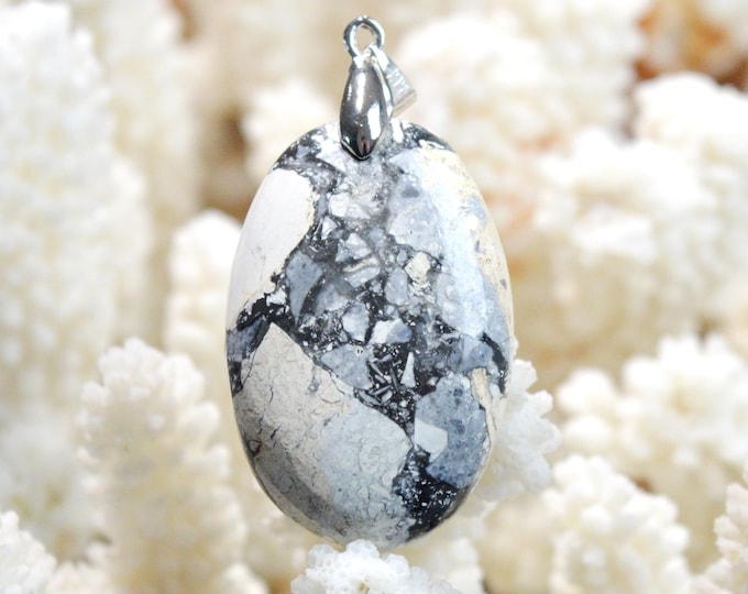 64 carat Maligano Jasper - natural stone cabochon pendant - Indonesia / FD9
