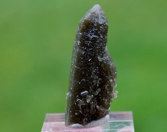Quartz & Hedenbergite 2.7 grams - Huanggang Fe-Sn deposit, Hexigten Banner, Chifeng City, Inner Mongolia, China