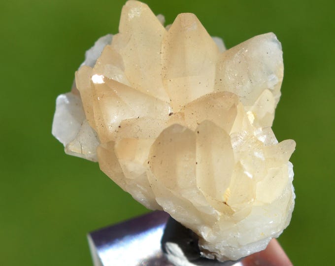 Calcite 20 grams - Limestone quarry, Limont-Fontaine, Maubeuge, Avesnes-sur-Helpe, Nord, Hauts-de-France, France