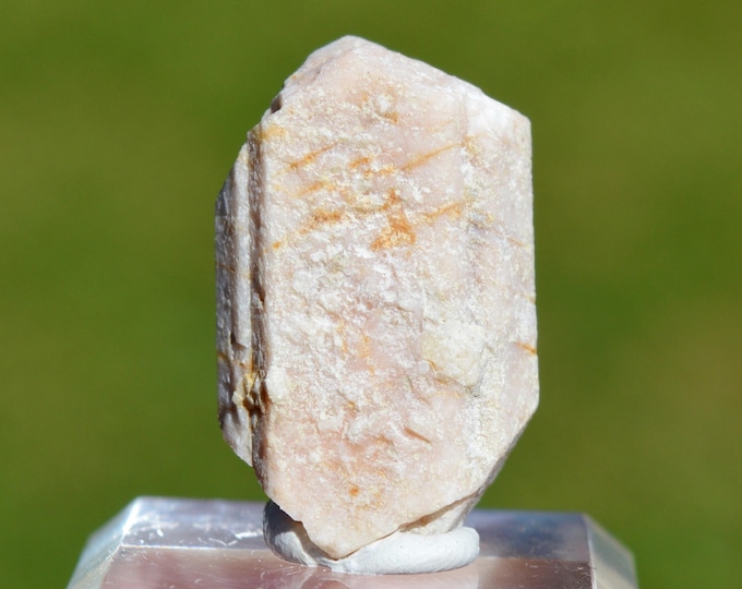 Orthoclase 5.5 grams - Four-la-Brouque ravine, Saint-Babel, Issoire, Puy-de-Dôme, Auvergne-Rhône-Alpes, France
