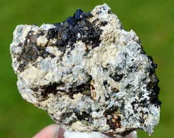 Magnetite 205 grams - Cerro Huañaquina, Yocalla Municipality, Tomás Frías Province, Potosí, Bolivia