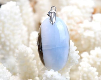 Pendentif Cabochon En Pierre De Lune Jaune Naturelle - 63 Carats, Provenance Madagascar