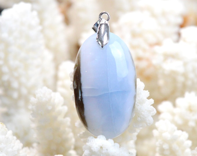 51 Carat Owyhee Opal - Natural Gemstone Cabochon Pendant - USA / EH81