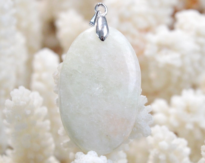 43 carat Beryl - natural stone cabochon pendant - Brazil / FJ26