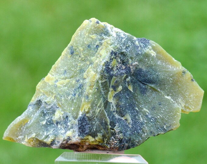 Serpentine 55 grams - Toro Mocho deposit, Morococha District, Yauli Province, Junín, Peru