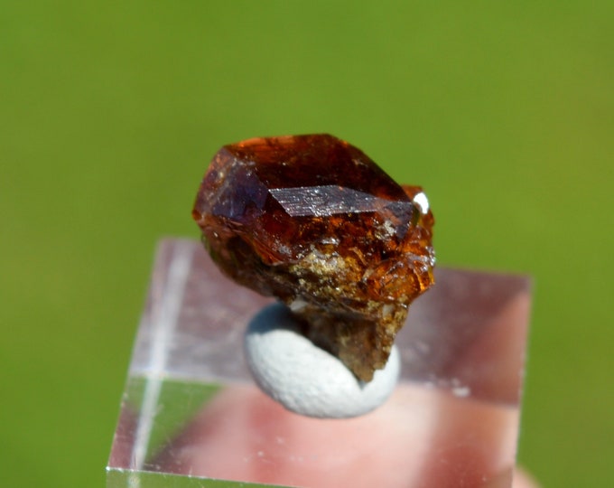 Garnet var. Grossular 1.8 grams - Bishop, Bishop Mining District, Inyo County, California, USA