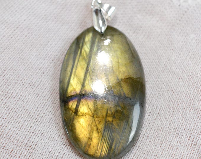 72-carat Labradorite - natural stone cabochon pendant - Madagascar / GC40