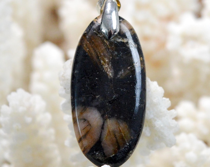 Chiastolite 38 carats - natural stone cabochon pendant - USA / GB83